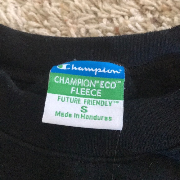 Crewneck - Picture 2 of 3